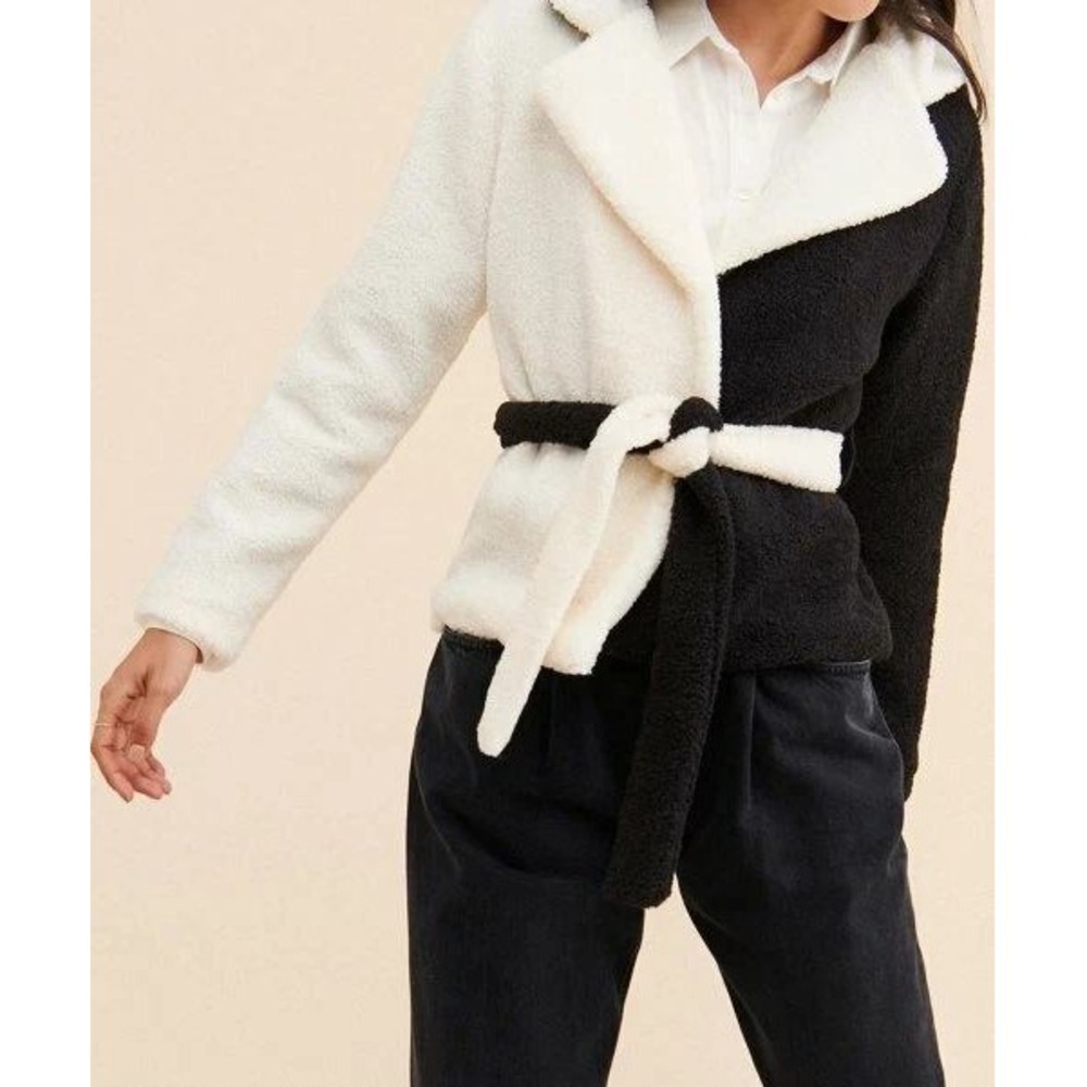 Petit Moments Teddy Coat XL Black White Colorblock Sherpa Fleece Wrap Jacket